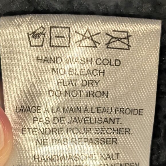 Ariat Salem Pom Beanie, Navy, One Size - Picture 5 of 5